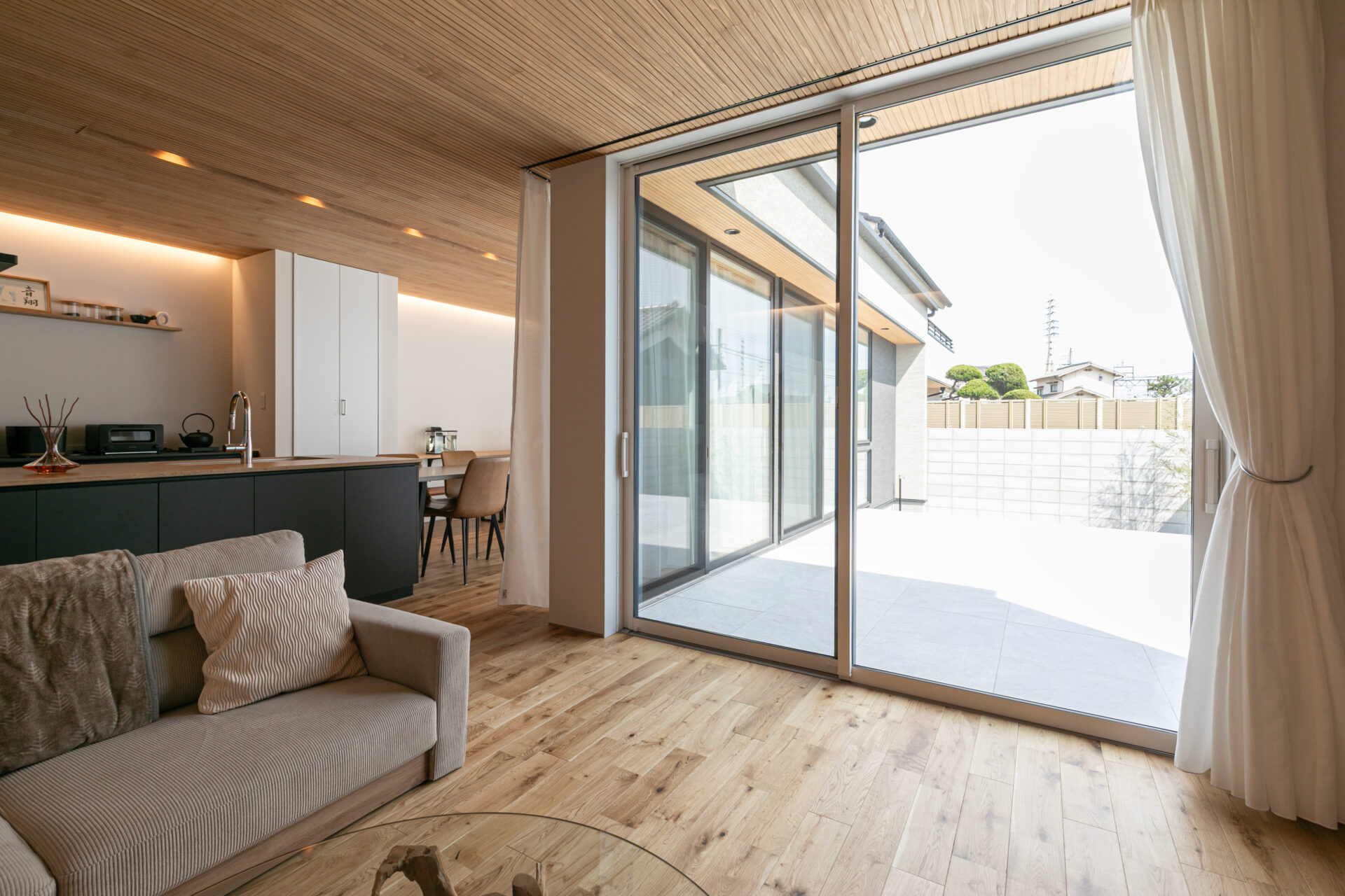 ZIG NEST HOUSE -内に開く家-